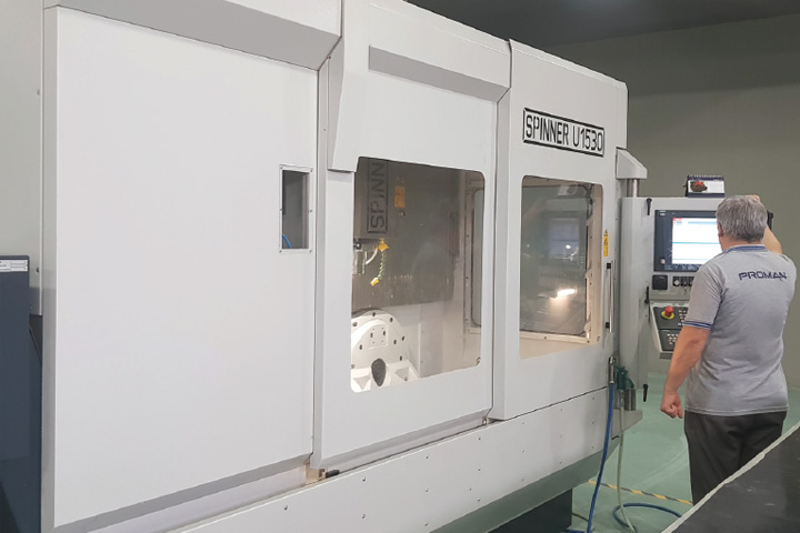 Spinner U1530 Advanced CNC - Dik İşleme Merkezi